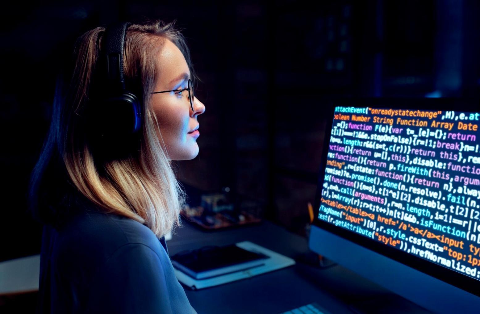 Online seminar interface showing legal AI discussion